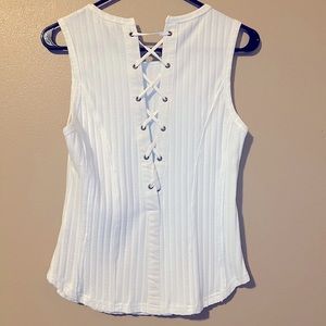 White sleeveless shirt